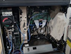 MOTOMAN��е��ά��YRC1000���ƹ�