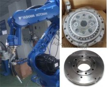 MOTOMAN机器人HW9381220-A减速机S轴漏油维修